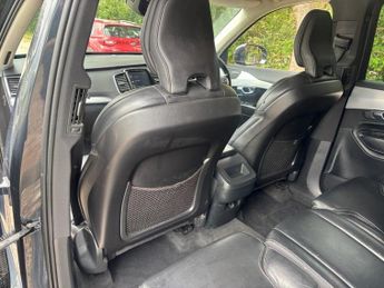 VOLVO XC90 2.0 D5 PowerPulse Momentum Pro SUV 5dr Diesel Auto 4WD Euro 6 (s