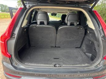 VOLVO XC90 2.0 D5 PowerPulse Momentum Pro SUV 5dr Diesel Auto 4WD Euro 6 (s