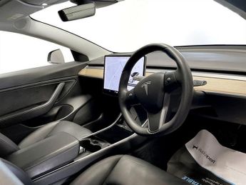 TESLA Model 3 Standard Range Plus Saloon 4dr Electric Auto RWD (241 bhp)