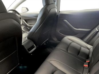 TESLA Model 3 Standard Range Plus Saloon 4dr Electric Auto RWD (241 bhp)