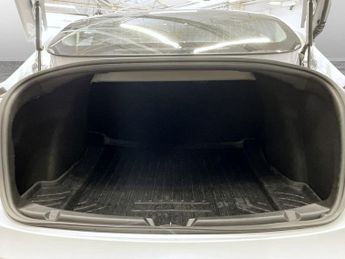 TESLA Model 3 Standard Range Plus Saloon 4dr Electric Auto RWD (241 bhp)