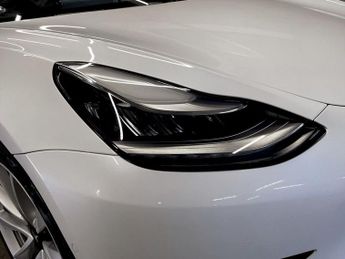 TESLA Model 3 Standard Range Plus Saloon 4dr Electric Auto RWD (241 bhp)