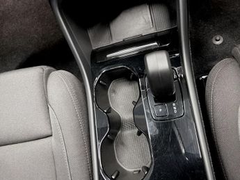 VOLVO XC40 Recharge 69kWh Plus SUV 5dr Electric Auto (231 ps)