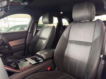 LAND ROVER RANGE ROVER VELAR 2.0 P250 R-Dynamic SE SUV 5dr Petrol Auto 4WD Euro 6 (s/s) (250 