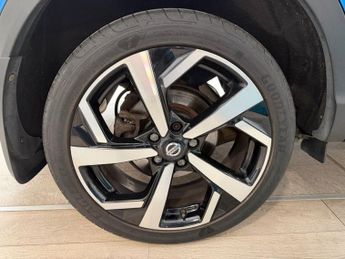 NISSAN QASHQAI 1.6 dCi Tekna SUV 5dr Diesel XTRON Euro 6 (s/s) (130 ps)
