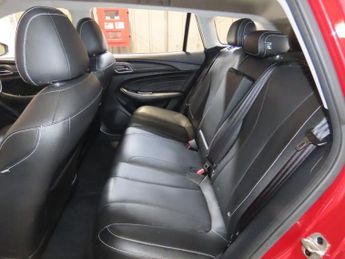 MG 1100 52.5kWh Exclusive Estate 5dr Electric Auto (156 ps)