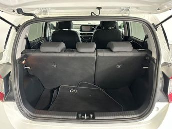 HYUNDAI I10 1.2 Premium Hatchback 5dr Petrol Auto Euro 6 (s/s) (84 ps)