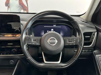 NISSAN QASHQAI 1.3 DIG-T MHEV N-Connecta SUV 5dr Petrol Hybrid XTRON Euro 6 (s/