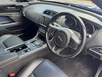 JAGUAR XE 2.0i R-Sport Saloon 4dr Petrol Auto