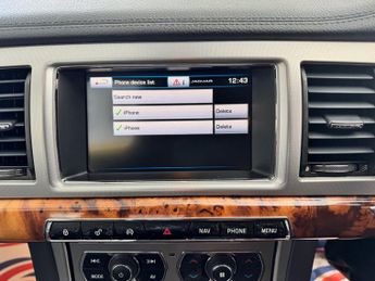 JAGUAR XF 2.2d Luxury Saloon 4dr Diesel Auto Euro 5 (s/s) (163 ps)