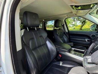 LAND ROVER RANGE ROVER SPORT 3.0 SD V6 HSE SUV 5dr Diesel Auto 4WD Euro 6 (s/s) (306 ps)