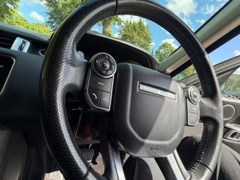 LAND ROVER RANGE ROVER SPORT 3.0 SD V6 HSE SUV 5dr Diesel Auto 4WD Euro 6 (s/s) (306 ps)