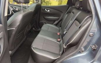 RENAULT KADJAR 1.5 dCi Signature Nav SUV 5dr Diesel AUTOMATIC Euro 6 (s/s) (110