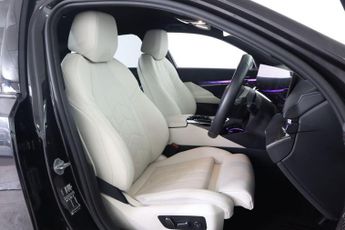 BMW 5 SERIES 2.0 520i MHT M Sport Steptronic Euro 6 (s/s) 4dr
