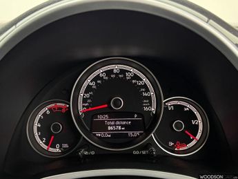 VOLKSWAGEN BEETLE 1.2 TSI Design Hatchback 3dr Petrol DSG Euro 6 (s/s) (105 ps)