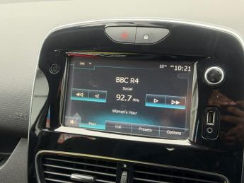 RENAULT CLIO 1.5 dCi Dynamique Nav Hatchback 5dr Diesel EDC Euro 6 (s/s) (90 