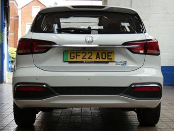 MG MG5 61.1kWh Exclusive Long Range Estate 5dr Electric Auto (156 ps)