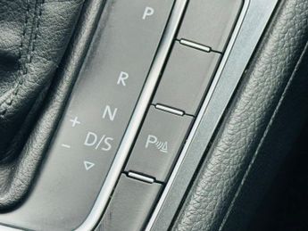VOLKSWAGEN GOLF 1.6 TDI Match Hatchback 5dr Diesel DSG Euro 6 (s/s) (115 ps)