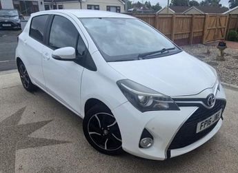 Toyota Yaris 1.33 Dual VVT-i Design Hatchback 5dr Petrol Multidrive S Euro 6 