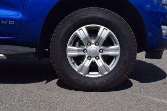 FORD RANGER 2.0 EcoBlue Limited Pickup Double Cab 4dr Diesel Auto 4WD Euro 6