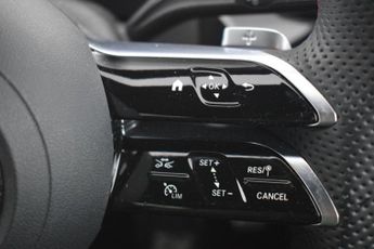 MERCEDES-BENZ CLA 1.3 CLA200h MHEV AMG Line (Executive) Coupe 4dr Petrol Hybrid 7G