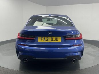 BMW 3 SERIES 2.0 318i M Sport Saloon 4dr Petrol Auto Euro 6 (s/s) (156 ps)