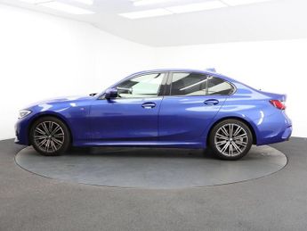 BMW 3 SERIES 2.0 318i M Sport Saloon 4dr Petrol Auto Euro 6 (s/s) (156 ps)