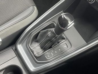 AUDI A1 1.0 TFSI 30 S line Sportback 5dr Petrol S Tronic Euro 6 (s/s) (1