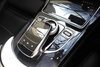 MERCEDES-BENZ C CLASS 2.0 C200 Sport Saloon 4dr Petrol 7G-Tronic+ Euro 6 (s/s) (184 ps