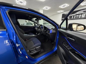 TOYOTA C-HR 1.8 VVT-h Dynamic SUV 5dr Petrol Hybrid CVT Euro 6 (s/s) (122 ps