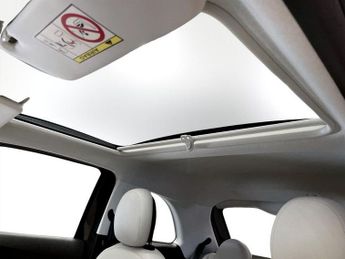 FIAT 500E 42kWh La Prima Hatchback 3dr Electric Auto (118 ps)