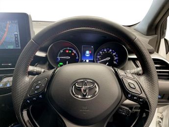 TOYOTA C-HR 2.0 VVT-h GR SPORT SUV 5dr Petrol Hybrid CVT Euro 6 (s/s) (184 p