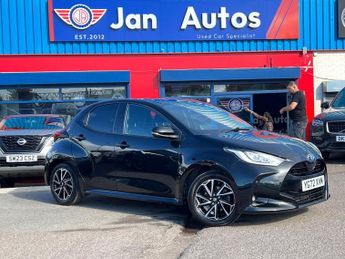 Toyota Yaris 1.5 VVT-h Design E-CVT Euro 6 (s/s) 5dr