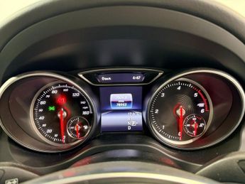MERCEDES-BENZ GLA 2.1 GLA220d AMG Line SUV 5dr Diesel 7G-DCT 4MATIC Euro 6 (s/s) (
