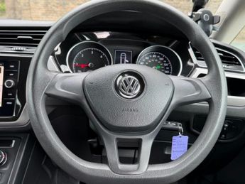 VOLKSWAGEN TOURAN 1.6 TDI S MPV 5dr Diesel DSG Euro 6 (s/s) (115 ps)