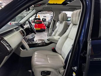 LAND ROVER RANGE ROVER 3.0 TD V6 Autobiography SUV 5dr Diesel Auto 4WD Euro 5 (s/s) (25