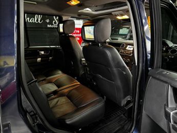 LAND ROVER DISCOVERY 4 3.0 SD V6 Landmark SUV 5dr Diesel Auto 4WD Euro 6 (s/s) (256 bhp