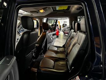 LAND ROVER DISCOVERY 4 3.0 SD V6 Landmark SUV 5dr Diesel Auto 4WD Euro 6 (s/s) (256 bhp