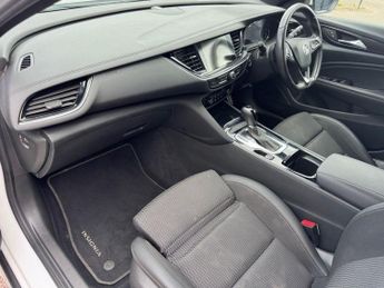 VAUXHALL INSIGNIA 1.5i Turbo GPF SRi VX Line Nav Sports Tourer 5dr Auto 