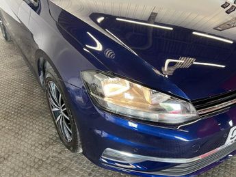 VOLKSWAGEN GOLF 1.6 TDI SE Hatchback 5dr Diesel DSG Euro 6 (s/s) (115 ps)