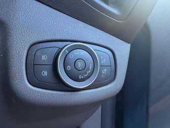 FORD TOURNEO CONNECT 1.5 EcoBlue Zetec MPV 5dr Diesel Manual Euro 6 (s/s) (120 ps)