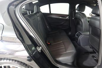BMW 5 SERIES 2.0 520d MHT M Sport Steptronic Euro 6 (s/s) 4dr