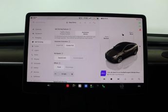 TESLA MODEL Y Auto RWD 5dr