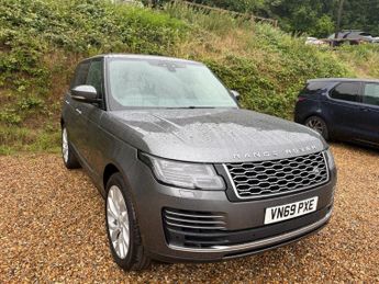Land Rover Range Rover 3.0 SD V6 Vogue SE SUV 5dr Diesel Auto 4WD Euro 6 (s/s) (275 ps)