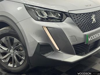 PEUGEOT E-2008 50kWh Active Premium SUV 5dr Electric Auto (136 ps)