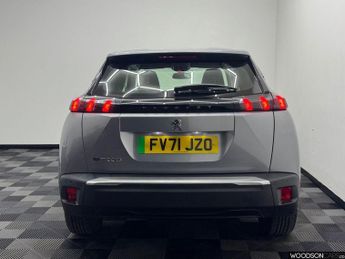 PEUGEOT E-2008 50kWh Active Premium SUV 5dr Electric Auto (136 ps)