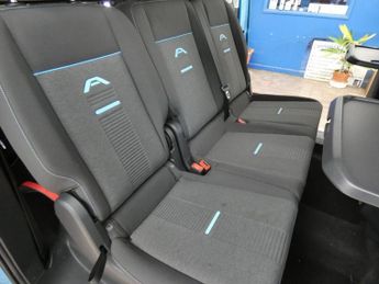FORD GRAND TOURNEO CONNECT 2.0 EcoBlue Active MPV 5dr Diesel Manual Euro 6 (s/s) (122 ps)