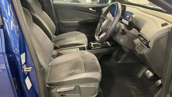 VOLKSWAGEN ID.5 Pro 77kWh Style SUV 5dr Electric Auto (174 ps)