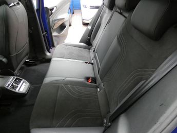 VOLKSWAGEN ID.5 Pro 77kWh Style SUV 5dr Electric Auto (174 ps)