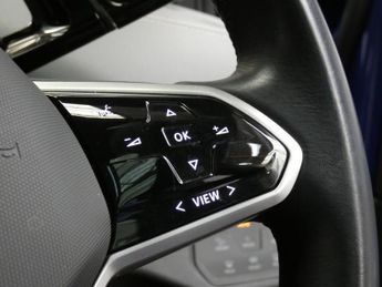 VOLKSWAGEN ID.5 Pro 77kWh Style SUV 5dr Electric Auto (174 ps)